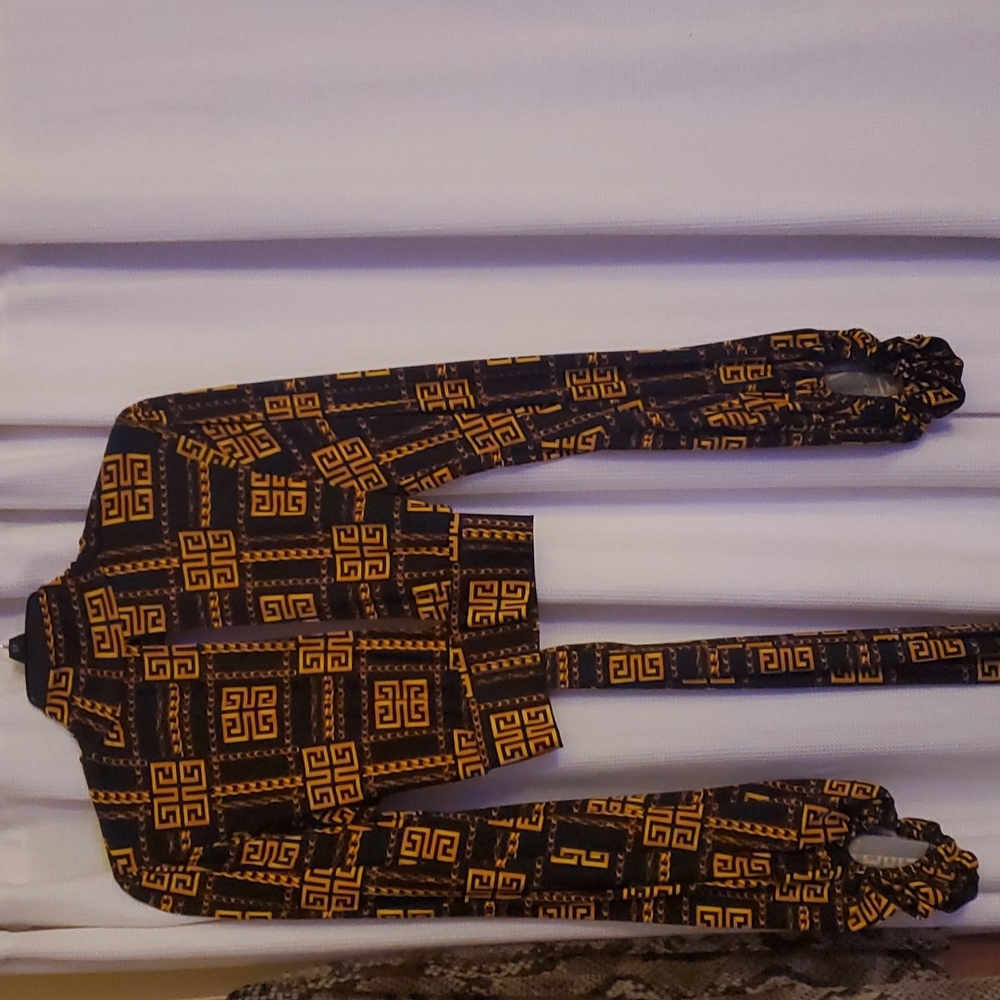 Blouse - Picture 2 of 3